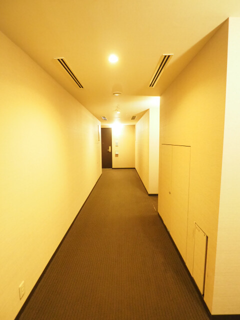 Ｇａｒｄｅｎ　Ｉ’ｌｌ　Ｙｏｔｓｕｙａ11階 共用廊下