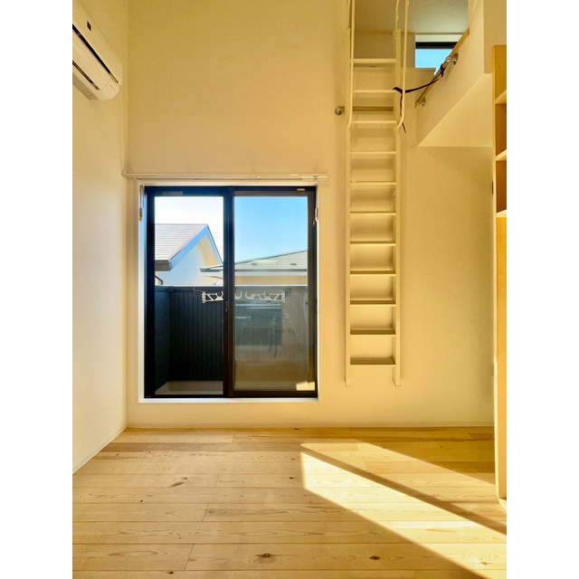 プロシード１０５５館202号室 ☆洋室7帖