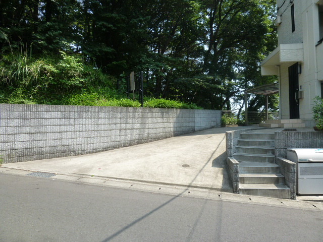 パル宮崎台３０１号室 外観