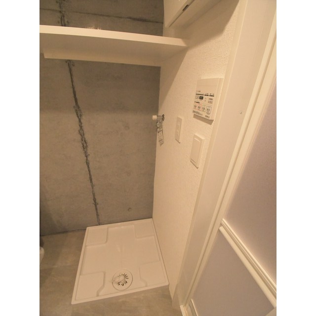 ルクレ目白西坂0102号室 室内洗濯機置場