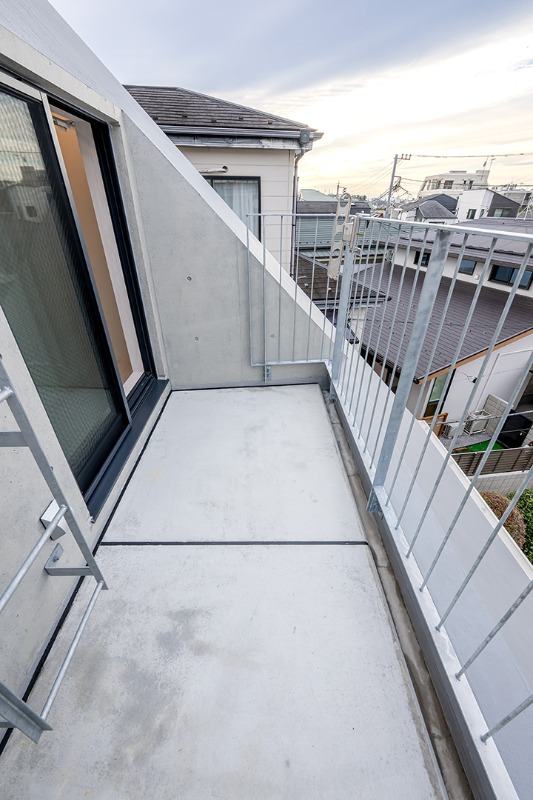 Fons Lucis Izumi3階 バルコニー