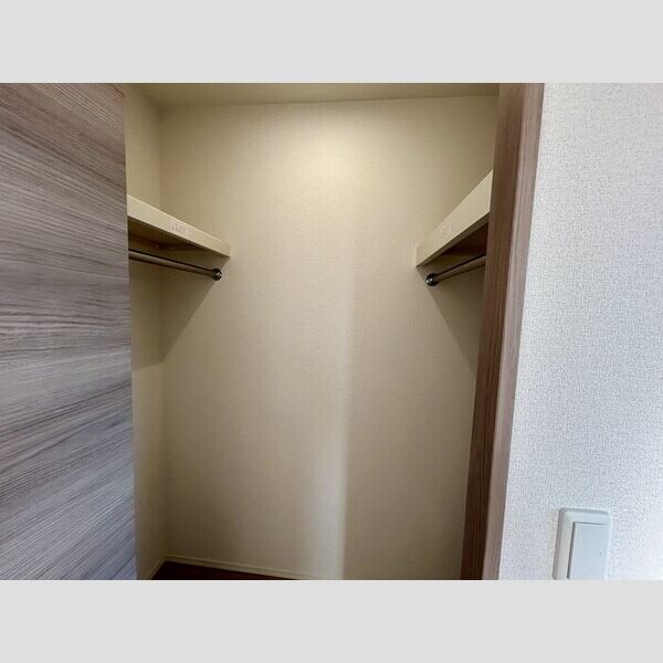 メゾンドール・カムイδ館 クローゼット