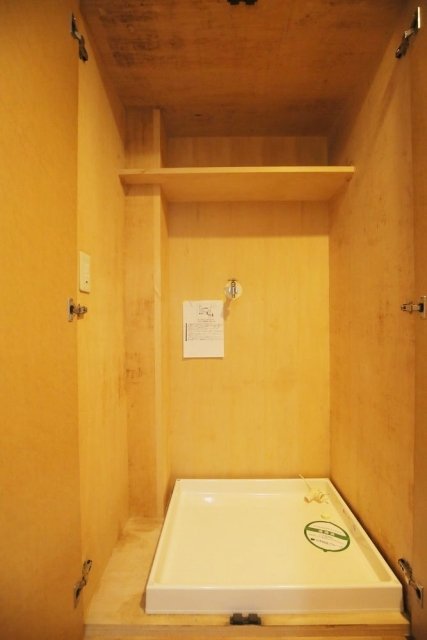 ガーデンクレスト１７１４3階 室内洗濯機置場