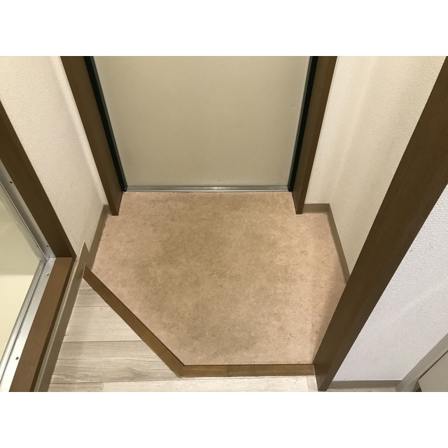 マルヴィエント湘南 玄関