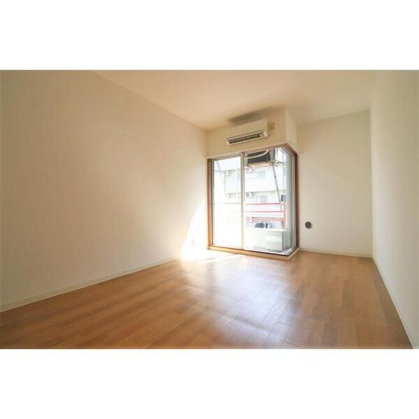 荒井マンションBALMY248 リビング