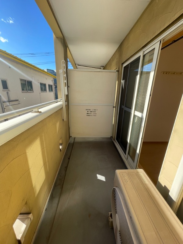 ユーロステージ2階 別号室のため参考資料