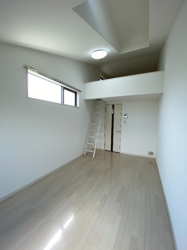 メゾン・ド・アンジュ（行徳）2階 202号室