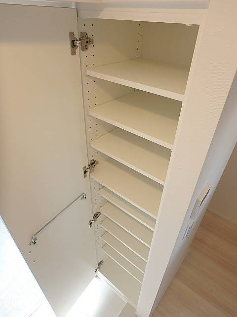 ガーラ・アヴェニュー調布 収納