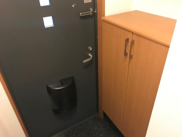 ネオハイム 玄関