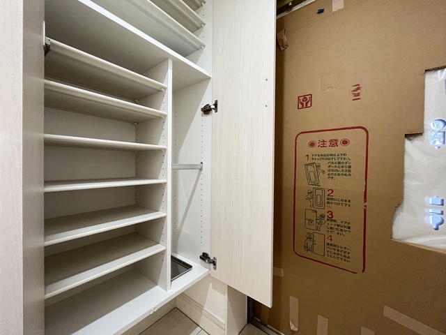 Ａｒｔ　Ｈｉｌｌｓ　ＴＯＫＹＯ 玄関