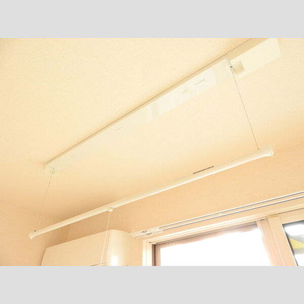 ソレーユくにたち101号室 室内物干し♪