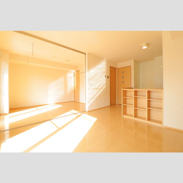 プレジール LDK・洋室