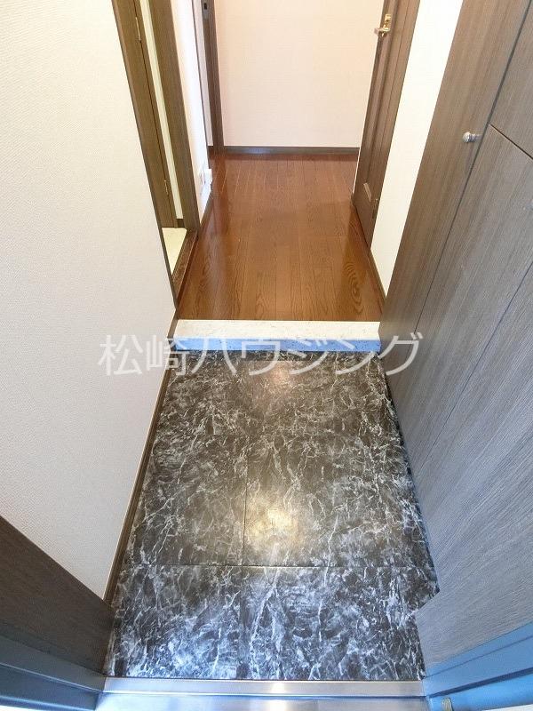 ライオンズシティ中野 玄関