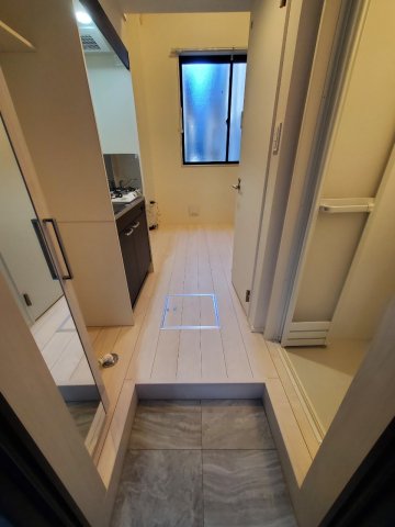 レインパレス西大島0101号室 玄関