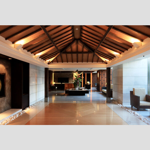 ロイヤルパークス西新井0410号室 エントランスホール