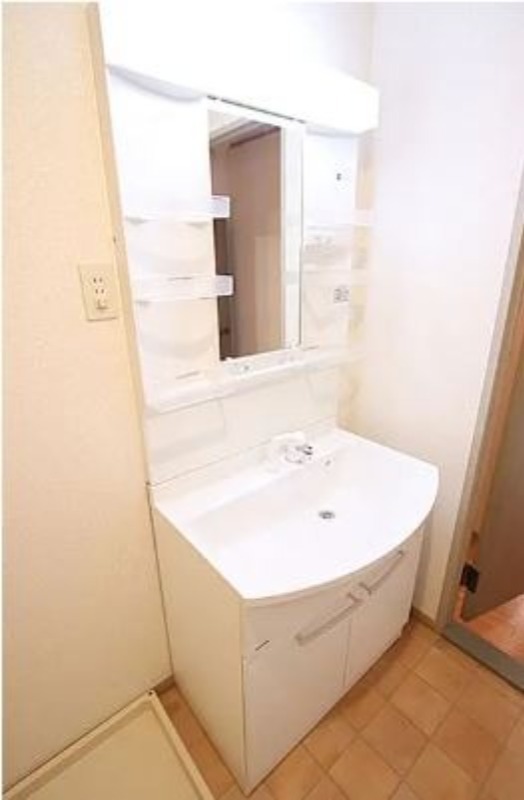 オリーブライト ※写真はイメージです