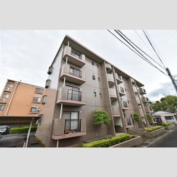 ラ・リヴィエールⅢ203号室 建物外観