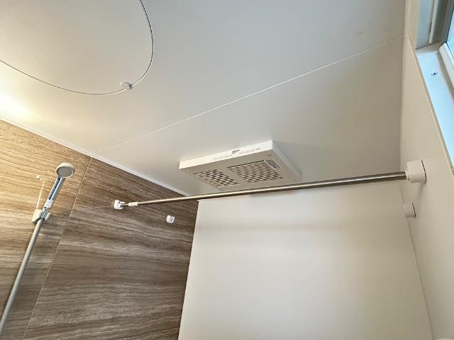 charme・toit（シャルム・トワ）206号室 浴室乾燥機