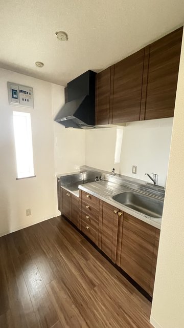 コートアベニュー リフォームによって、床の色が違う事が有ります