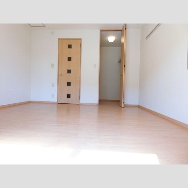 グラフィアス湘南 洋室