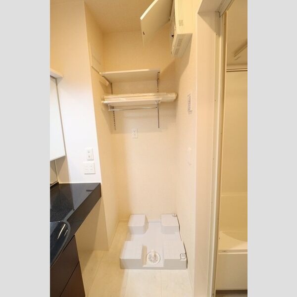 コンフォート　リリィ301号室 室内洗濯機置き場