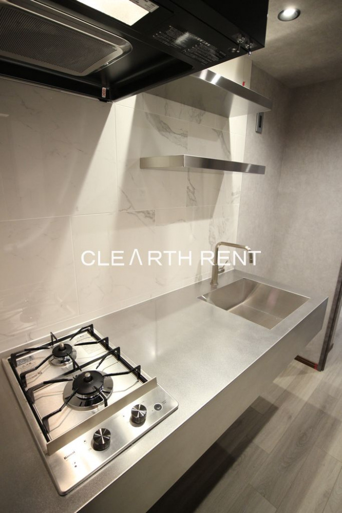 パレステュディオ虎ノ門4階 機能性にも優れたリノベキッチン/自炊も快適