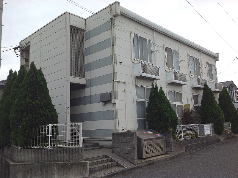 レオパレス青葉の外観画像