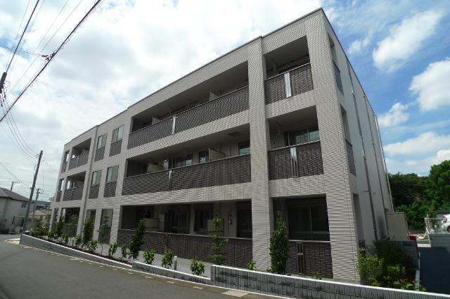 フルール 外観写真（昼）