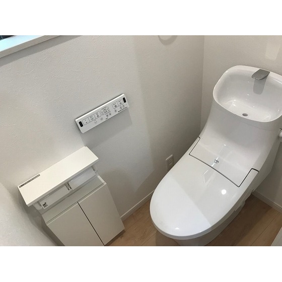 グランドール足立 内観