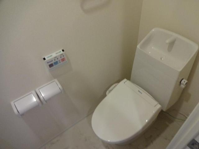 ルミナス（Luminous）402号室 トイレ