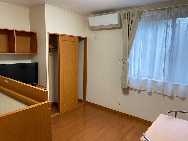 レオパレス東上宿 内観