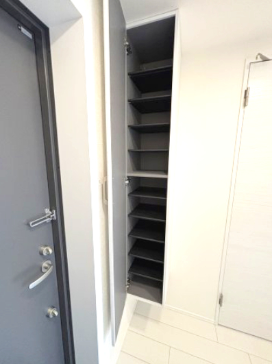 MEGURO EDGE402号室 収納