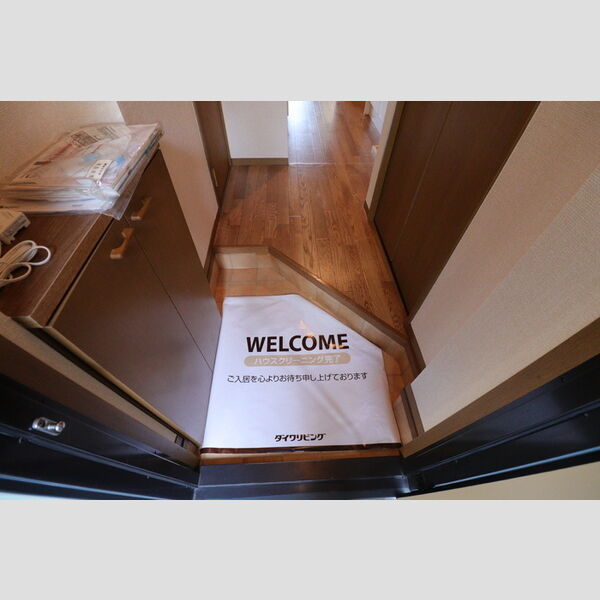 生田イーストコート 玄関