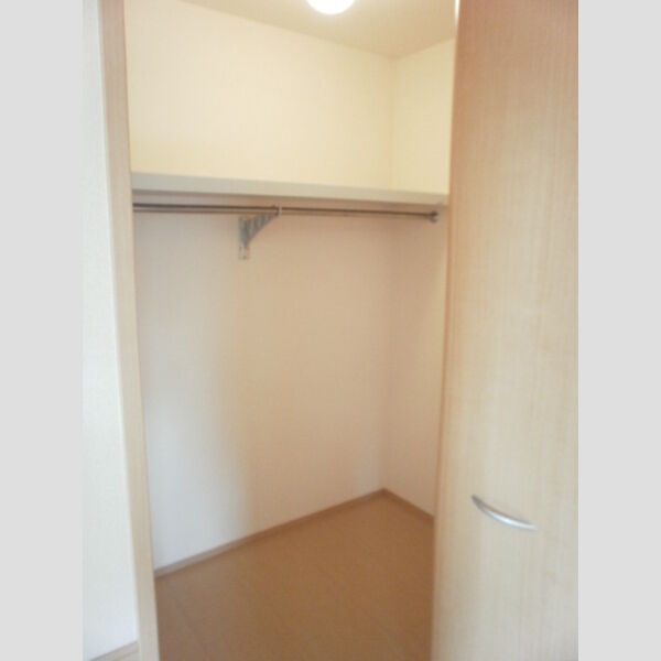 プレステージ　Ⅱ101号室 荷物が多くても安心なウォークインクローゼット♪