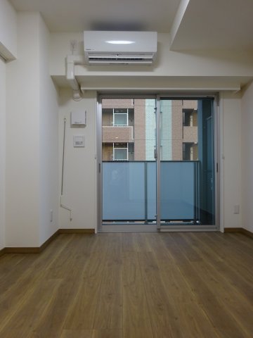 ザ・レジデンス・オブ・トーキョーＣ１８604号室 リビング