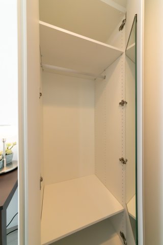 プラウドフラット菊川108号室 収納