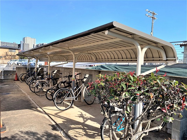 レオパレスＫ・Ｓアグリ壱番館112号室 玄関