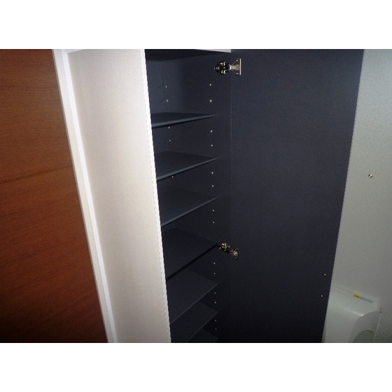 プレイズ　レイ 内観