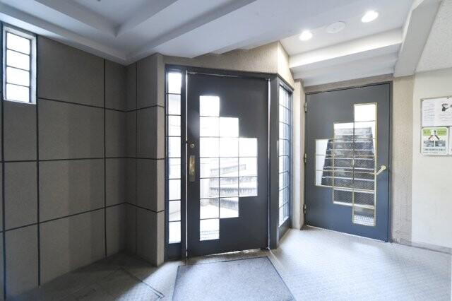 オリエンタル新丸子Ⅲ1階 エントランス