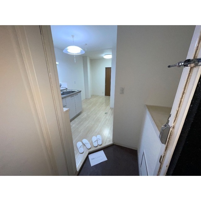 豊ビル406号室 玄関