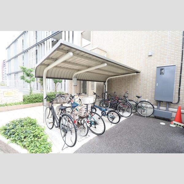 グランドソレイユBaba 駐輪場