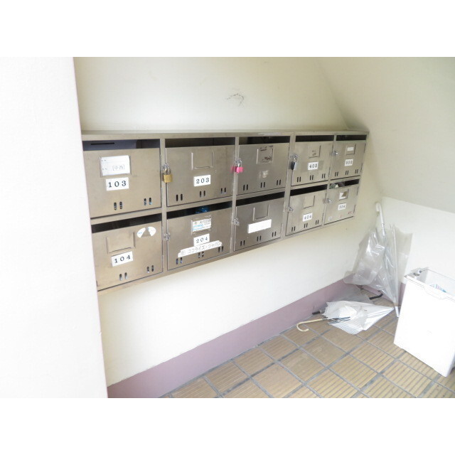 第二ソイビーンハウス2階 郵便ポスト