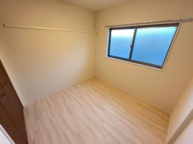 グラン・レセルバ浦和202号室 洋室