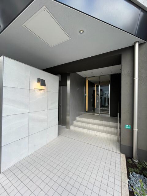 ニアレスタSUGAMO7階 エントランス