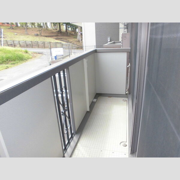 アスティオン　Ⅱ バルコニー