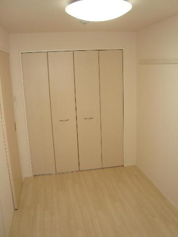 Ｆ＆Ｒ　Ⅱ202号室 洋室