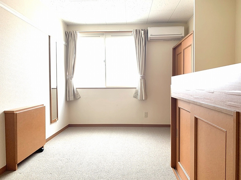 レオパレスボヌール リビング