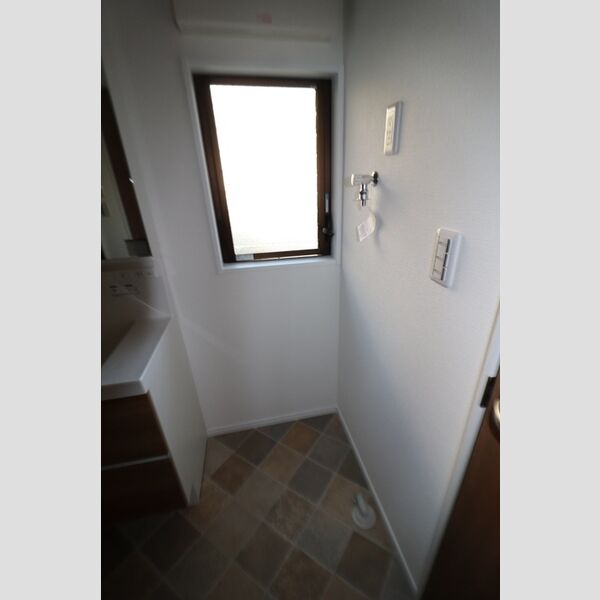 亀有3丁目戸建て 洗濯機設置場所