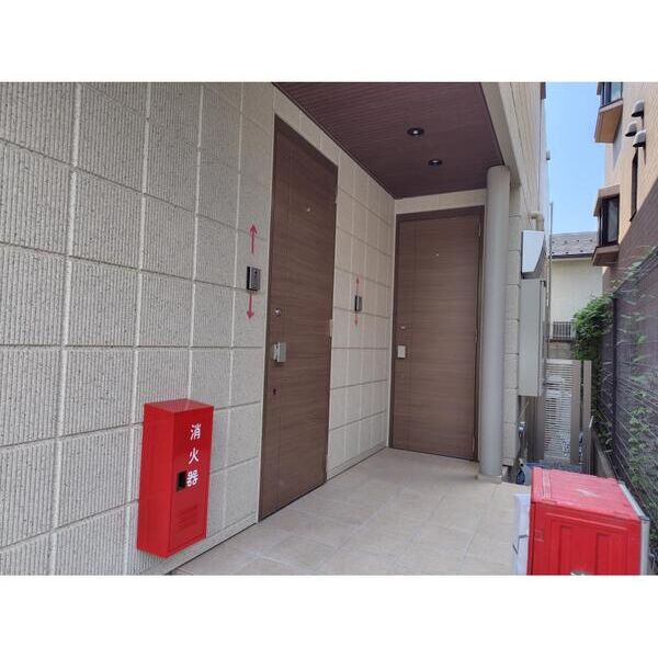 フルール池上101号室 エントランス