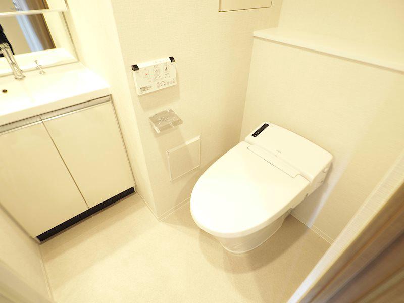 ＯＮＥ ＲＯＯＦ ＲＥＳＩＤＥＮＣＥ ＡＳＡＫＵＳＡＢＡＳＨＩ3階 同建物別部屋の参考画像